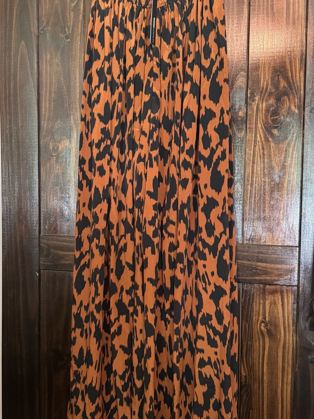 Women’s Jumper
Perfect for Vacation or Day Party!
Bundle and Save Today! - Picture 3 of 3